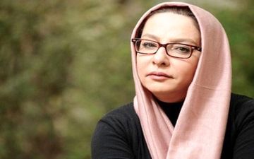  ژِست متفکرانه «لاله صبوری»