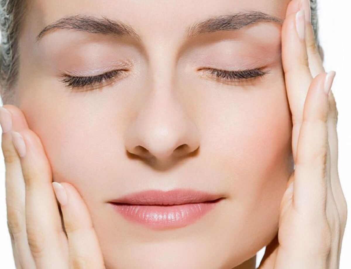 ۵ گام برای داشتن پوستی درخشان و طبیعی