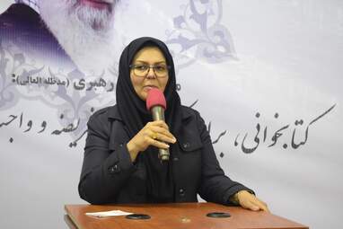 گزارش تصویری از کارگاه سواد رسانه‌ای و تجلیل از سه خبرنگار در حاشیه چهاردهمین نمایشگاه کتاب 
