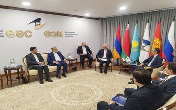 وزیر اقتصاد ایران پیشنهاد ارز مبنا را در مذاکرات اوراسیا مطرح کرد