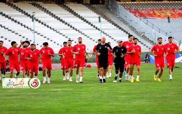 آپشن ۸ میلیاردی در قرار ۱۲ میلیاردی یکی زا بازیکنان پرسپولیس!
