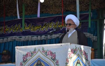 دفاع مقدس به مکتبی ماندگار برای ایستادگی در برابر زورگویان و مستکبران  تبدیل شده است

