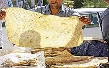 خطرات مرگبار قرار دادن نان داغ در کیسه‌های پلاستیکی + فیلم