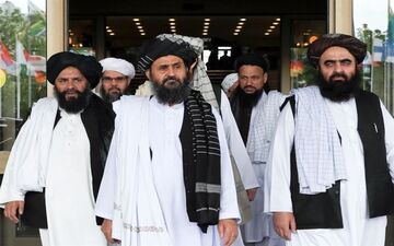  واکنش طالبان به لغو مذاکره با آمریکا: تا پایان اشغال افغانستان به جهاد ادامه می‌دهیم 