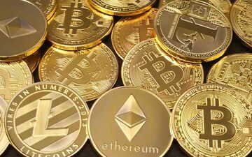 آخرین قیمت ارزهای دیجیتال: بیتکوین و اتریوم در صدر افزایش‌ها

