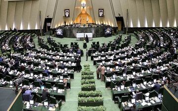 نشست علنی امروز خانه ملت آغاز شد/ طرح دوفوریت اصلاح قانون انتخابات بررسی می‌شود