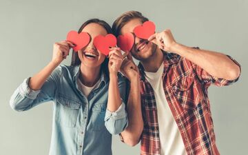 بهترین زمان ابراز عشق به همسر و چگونگی ابراز عشق به همسر