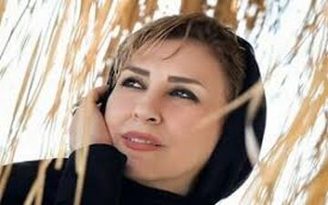 مرجانه گلچین با مانتوی چین چین