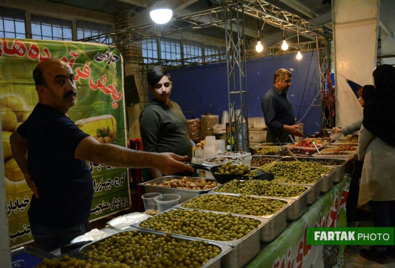 گزارش تصویری / جشنواره اقوام، نمایشگاه سوغات و صنایع دستی در کرمانشاه