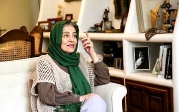 گفته‌های احترام برومند از «رادیوشب» و اجرای آن