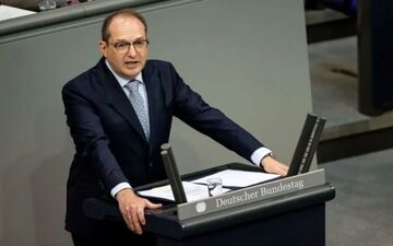 وزیر کشور آلمان: تهدیدات کنونی فراتر از دوران جنگ سرد است