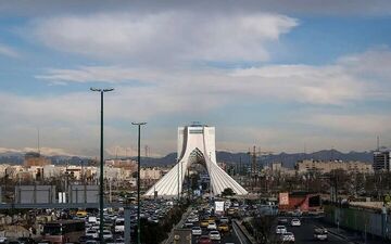 نفس تازه پایتخت در فروردین؛ هوای تهران به وضعیت «قابل قبول» بازگشت