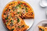 فیلم طرز تهیه پاستا پیتزایی؛ ترکیب وسوسه‌انگیز با طعمی متفاوت