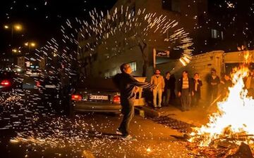 خط قرمزهای پلیس در چهارشنبه سوری؛ مسدودسازی خیابان ها و مزاحمت برای شهروندان/اعلام محدودیت فعالیت رستوران ها در ماه مبارک رمضان