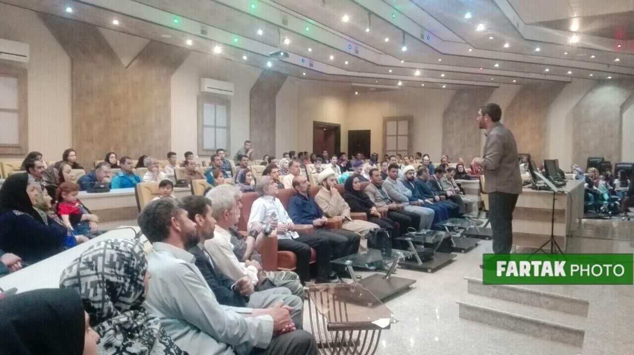گزارش تصویری / اطعام 200 نفر از ناشنوایان از عواید موقوفه حاج محمد تقی اصفهانی 