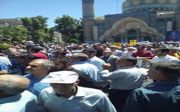  نماز گزاران تهرانی جنایات آل خلیفه را محکوم کردند