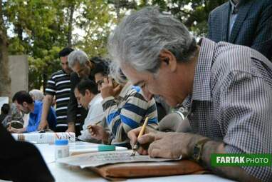 مراسم رونمایی از تندیس میرزا رضا کلهر