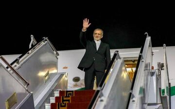 رئیس جمهور اصفهان را به مقصد تهران ترک کرد