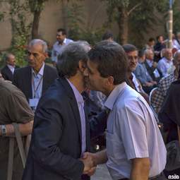 گزارش تصویری گردهمایی بزرگ دانش آموزان دبیرستان تاریخی ابن سینا در همدان