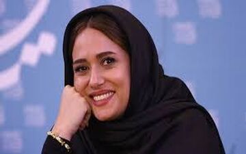 تیپ و ظاهر پریناز ایزدیار در حاشیه جشنواره جهانی فجر