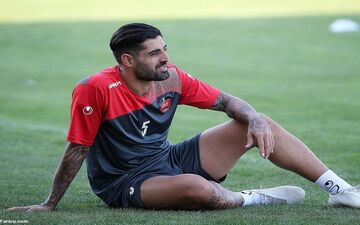 یک سوال از مدافع جدید پرسپولیس؛ کمی زود نیست؟