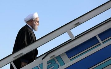 روحانی باکو را به مقصد تهران ترک کرد