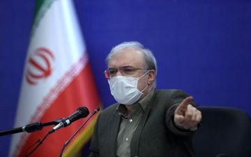 نمکی: به عنوان وزیر بهداشت به تنهایی نمی توانم این وضعیت را جمع کنم
