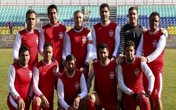 پیشکسوتان پرسپولیس به مصاف ستاره‌های 98 می روند