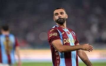 حسرت گلزنی محمد صلاح در دقیقه ۹ بازی