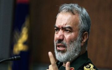 سردار فدوی: آمریکایی‌ها در برابر نیروی دریایی سپاه مغلوب محض بوده‌اند