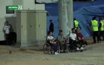 حرکت خطرناک هواداران نساجی در بازی با ذوب آهن 