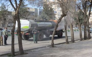  انجام عملیات سم پاشی زمستانه با روغن وک برای نخستین بار در کرمانشاه