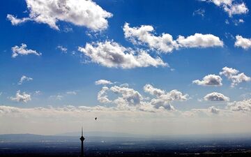 هوای تهران پاک است