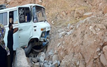 حادثه رانندگی در محور شاهین دژ به تکاب ۱۱ زخمی بر جای گذاشت