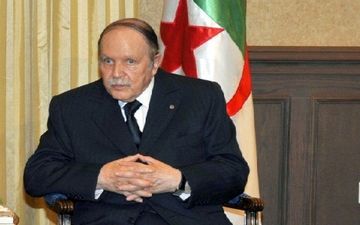  رئیس جمهوری الجزایر استعفا می کند