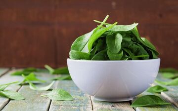  چند غذا که بیشترین مسمومیت را ایجاد می‌کنند