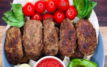 اگه میخوای کوفته درست کنی این طوری که من میگم انجام بده / همه تو فامیل تحسین می کنند