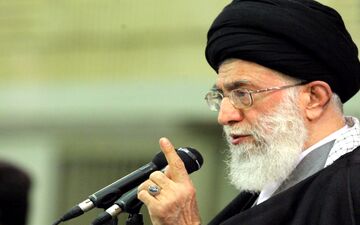 رسانه های روسی: رهبر انقلاب ایران بر ادامه بی اعتمادی به آمریکا تاکید کرد