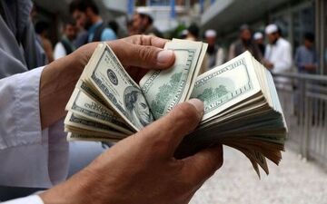 دلار به کانال ۳۲ هزار تومان بازگشت