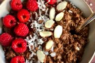 صبحانه مقوی برای دلبندتون درست کنید|  اوتمیل شکلاتی عالیه!