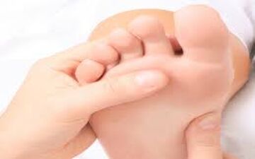 هشدار ! این علائم در پاها نشانه بالا بودن چربی خون است