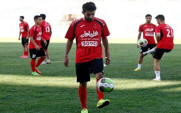  نیمکت‌نشین غمگین‌ پرسپولیس (عکس)