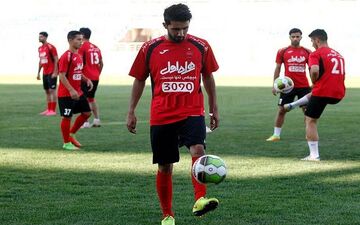  نیمکت‌نشین غمگین‌ پرسپولیس (عکس)