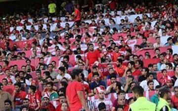  کمک هواداران پرسپولیس برای ماندن کالدرون