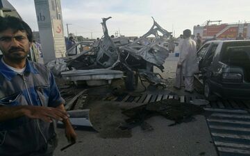 منفجر شدن پژو۴۰۵ در ایرانشهر