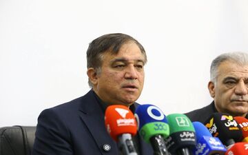 واکنش علی تاجرنیا به درخواست سپاهان و تراکتور برای تورنمنت