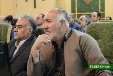نشست معاون سیاسی وزارت کشور با معتمدین کرمانشاه