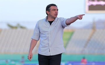 نکونام استعفای رحمتی را امضا کرد/ استعفا سرمربی نساجی بعد از شکست سنگین برابر استقلال