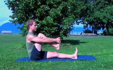 درد بیماری عروق پا را با تمرینات کششی کاهش دهید 