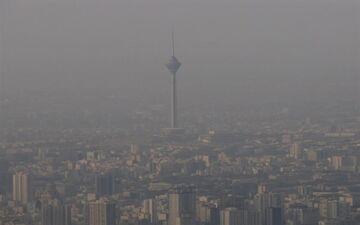 تعطیلی برج میلاد به خاطر آلودگی هوا